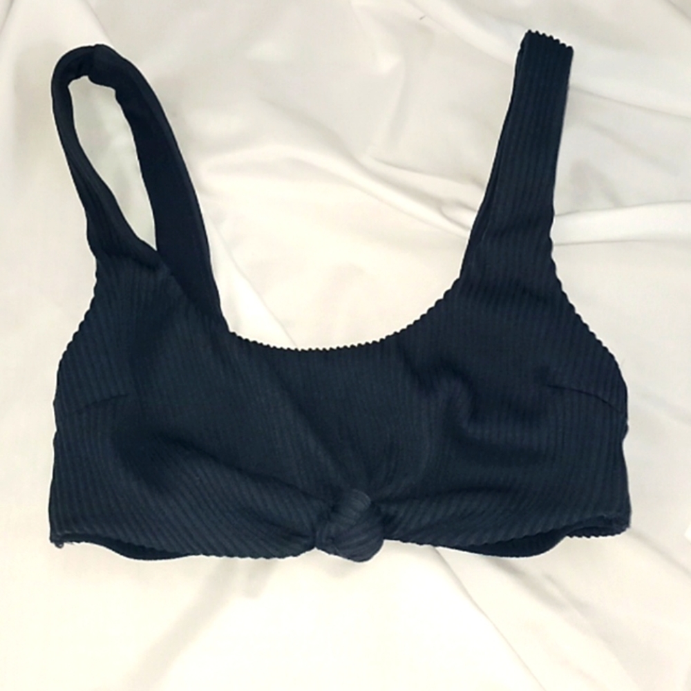 Bralette bikini top